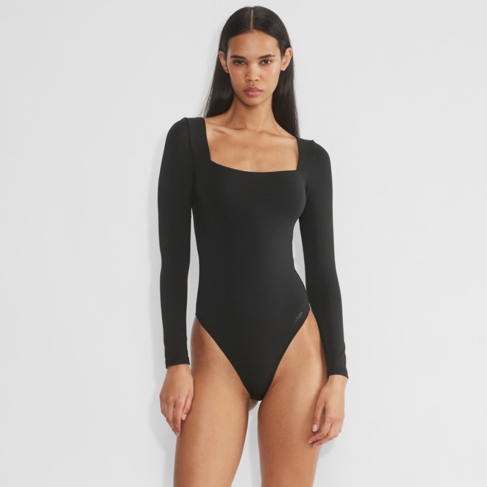 Babaton Square Neck Long Sleeve Bodysuit